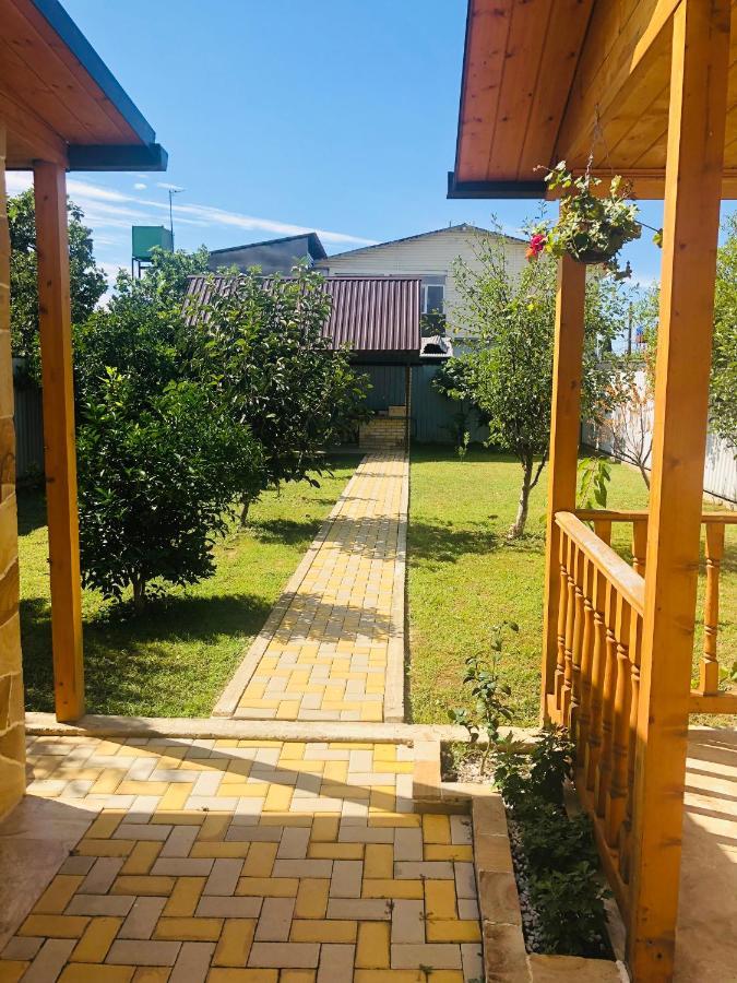 Гостевой Дом "Ласточкино Гнездо" Gantiadi Exterior foto